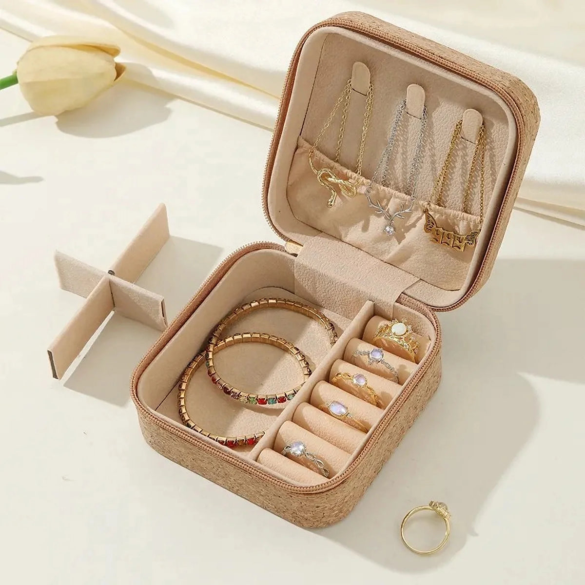 Travel Jewelry Box,Portable Jewelry Organizer Display Storage boxes for Women Girls,for Stud Earrings,Rings,Necklaces, Bracelets