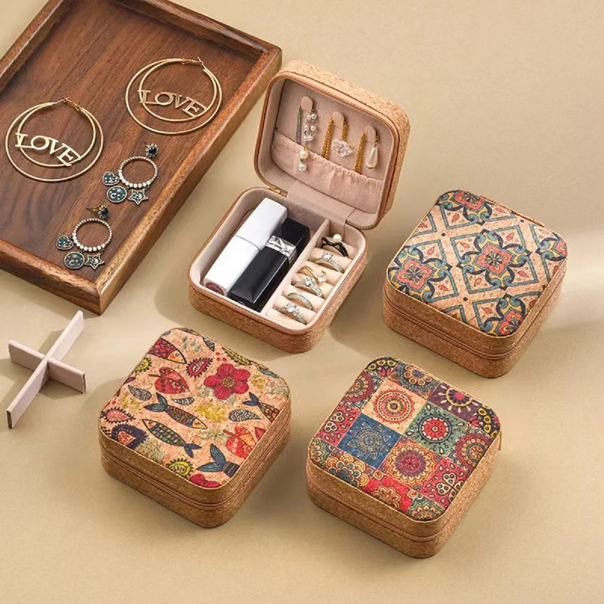 Travel Jewelry Box,Portable Jewelry Organizer Display Storage boxes for Women Girls,for Stud Earrings,Rings,Necklaces, Bracelets